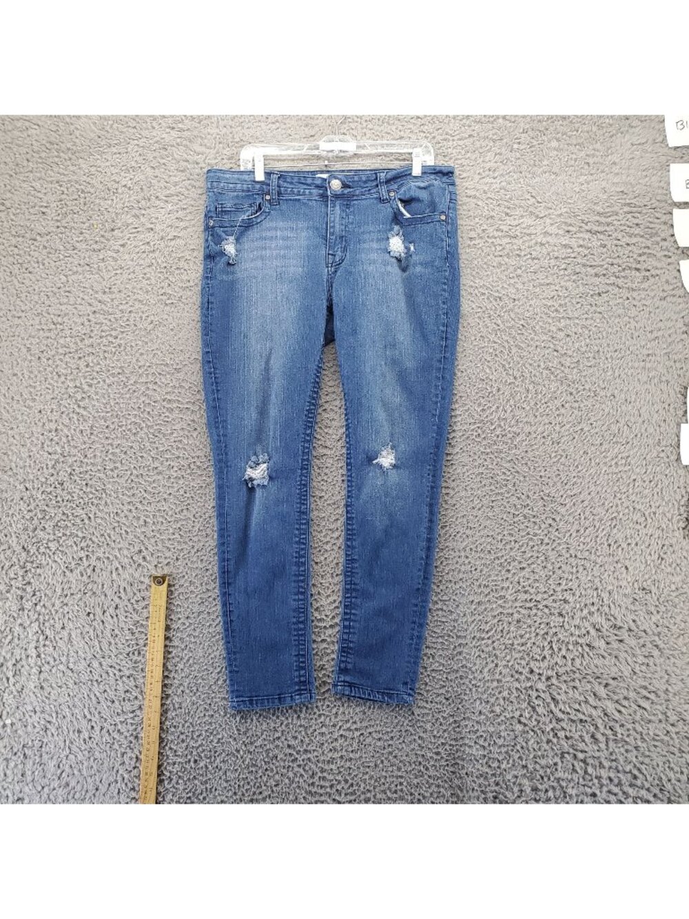 VGS Jeans Womens Size 10 Blue Roll Up Skinny Distressed Denim Stretch